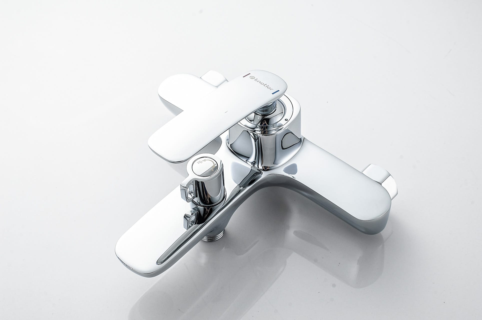 Смеситель для ванны с душем KN-42