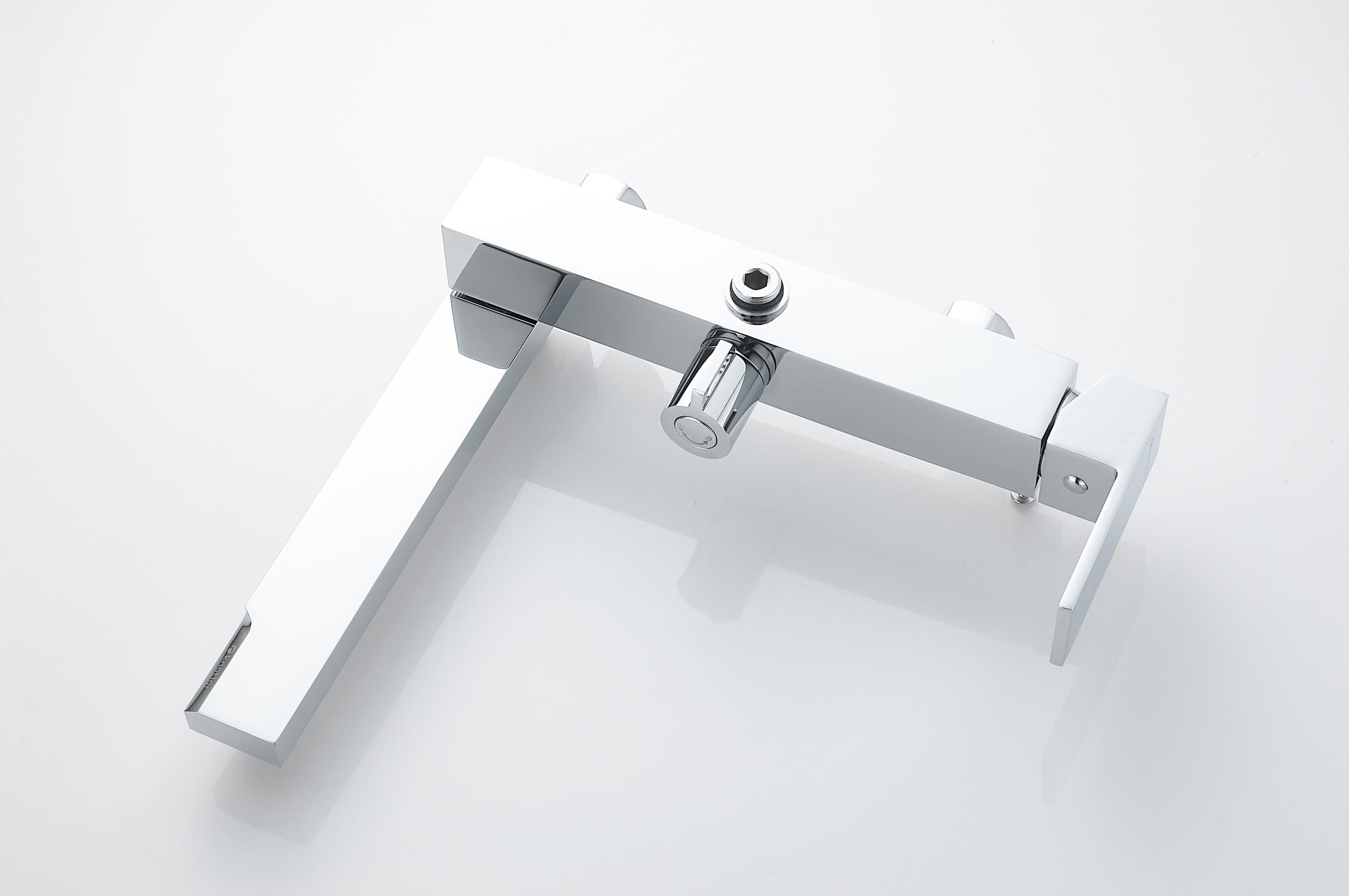 Душевая система с верхним тропическим душем KN-23