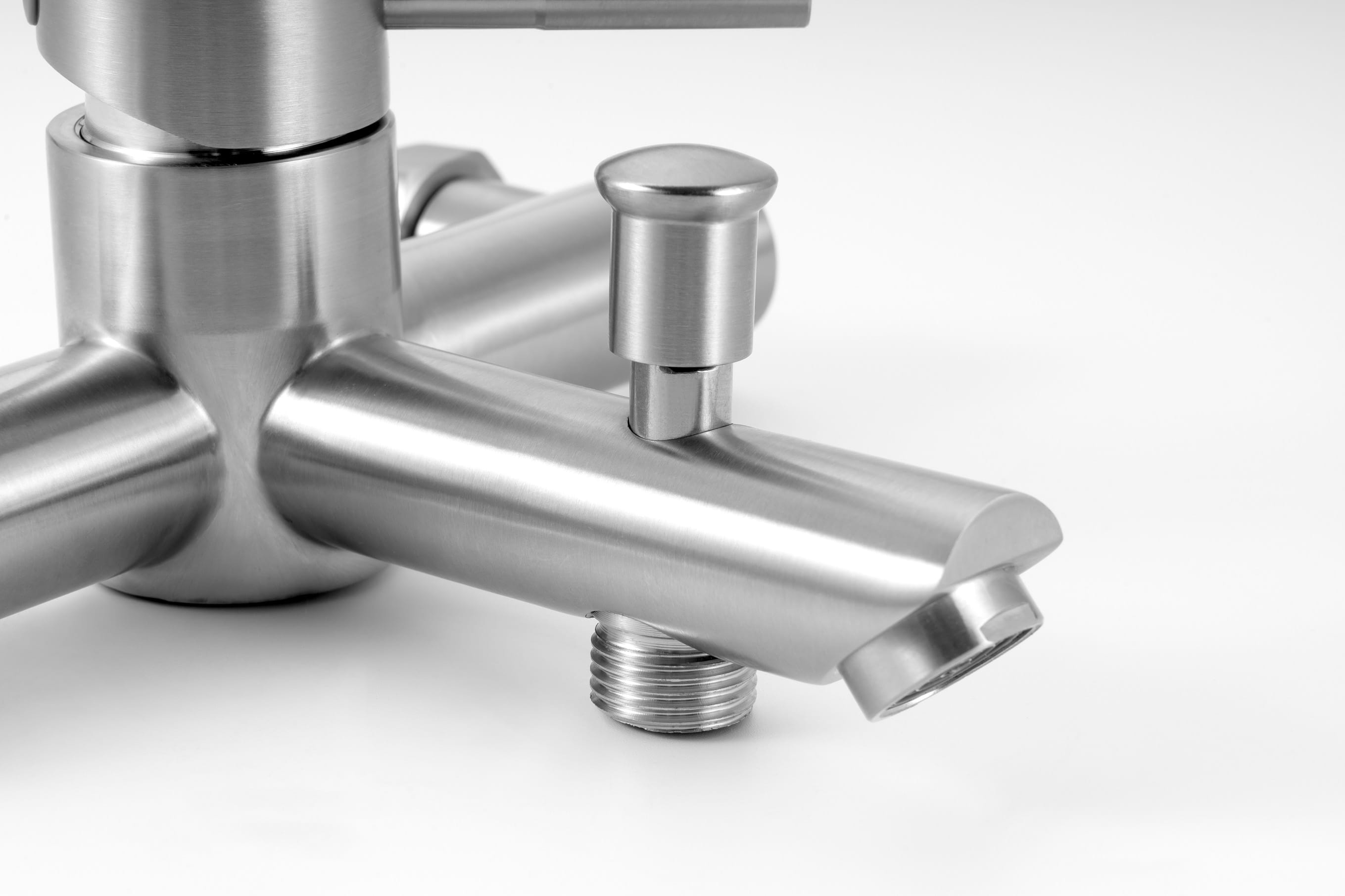 Смеситель для ванны с душем SS-05