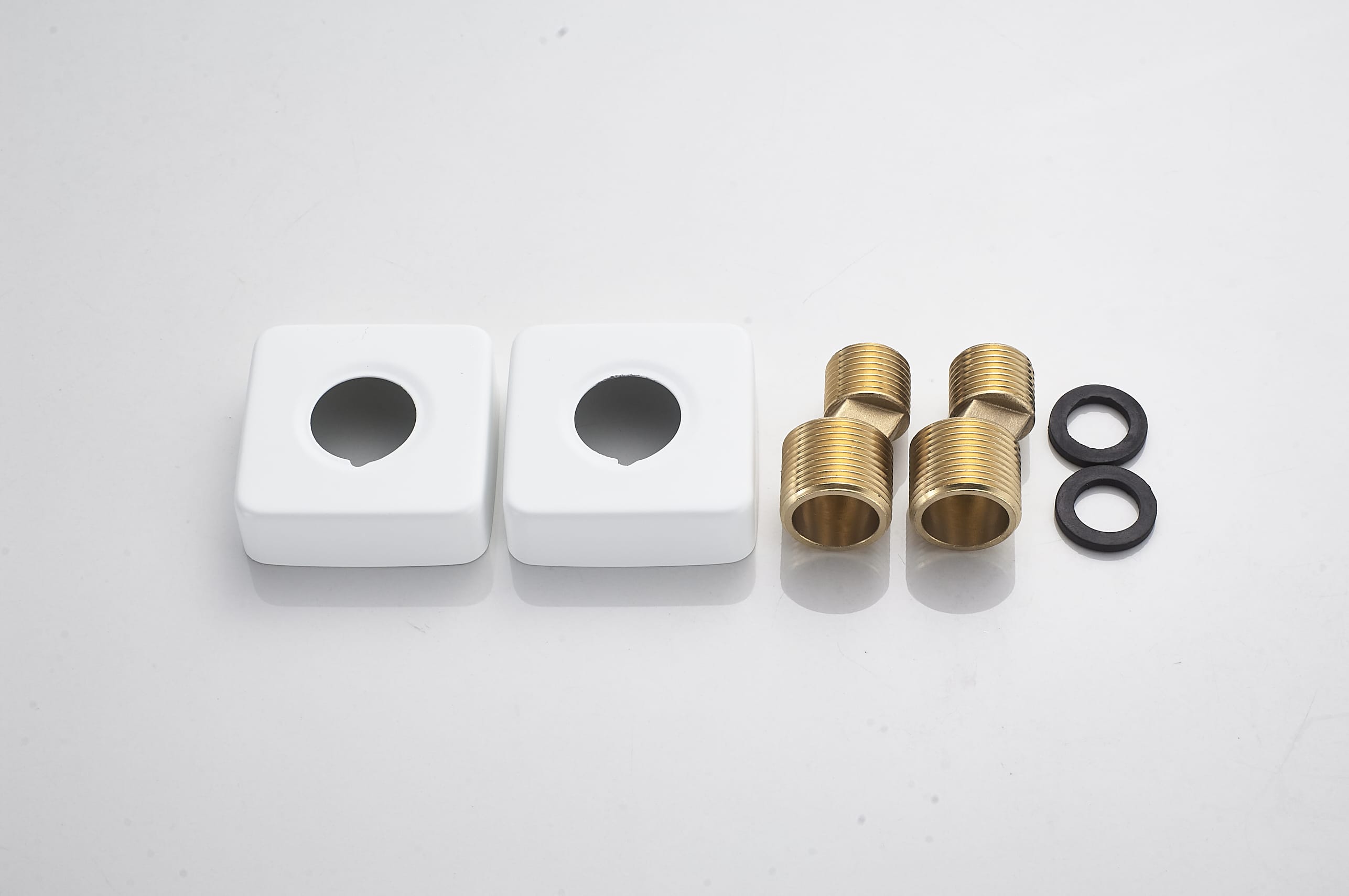 Смеситель для ванны с душем KN-22/WY