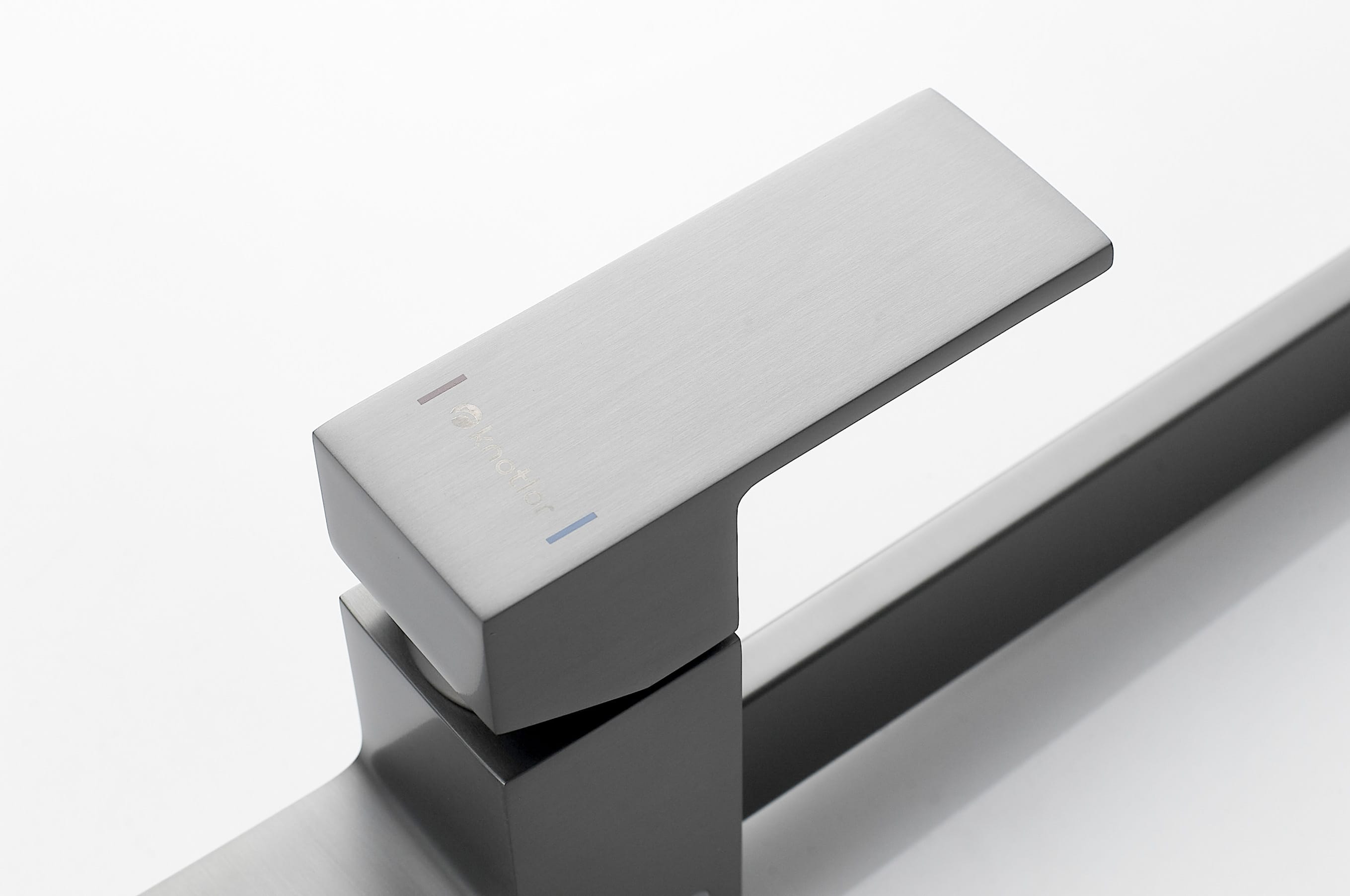 Смеситель для кухни KN-21/GM