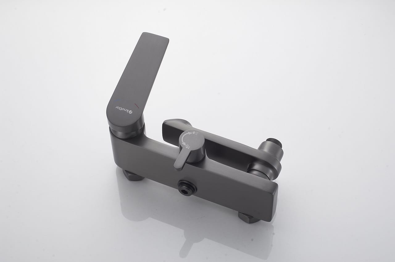 Душевая система с верхним тропическим душем KN-62/GM