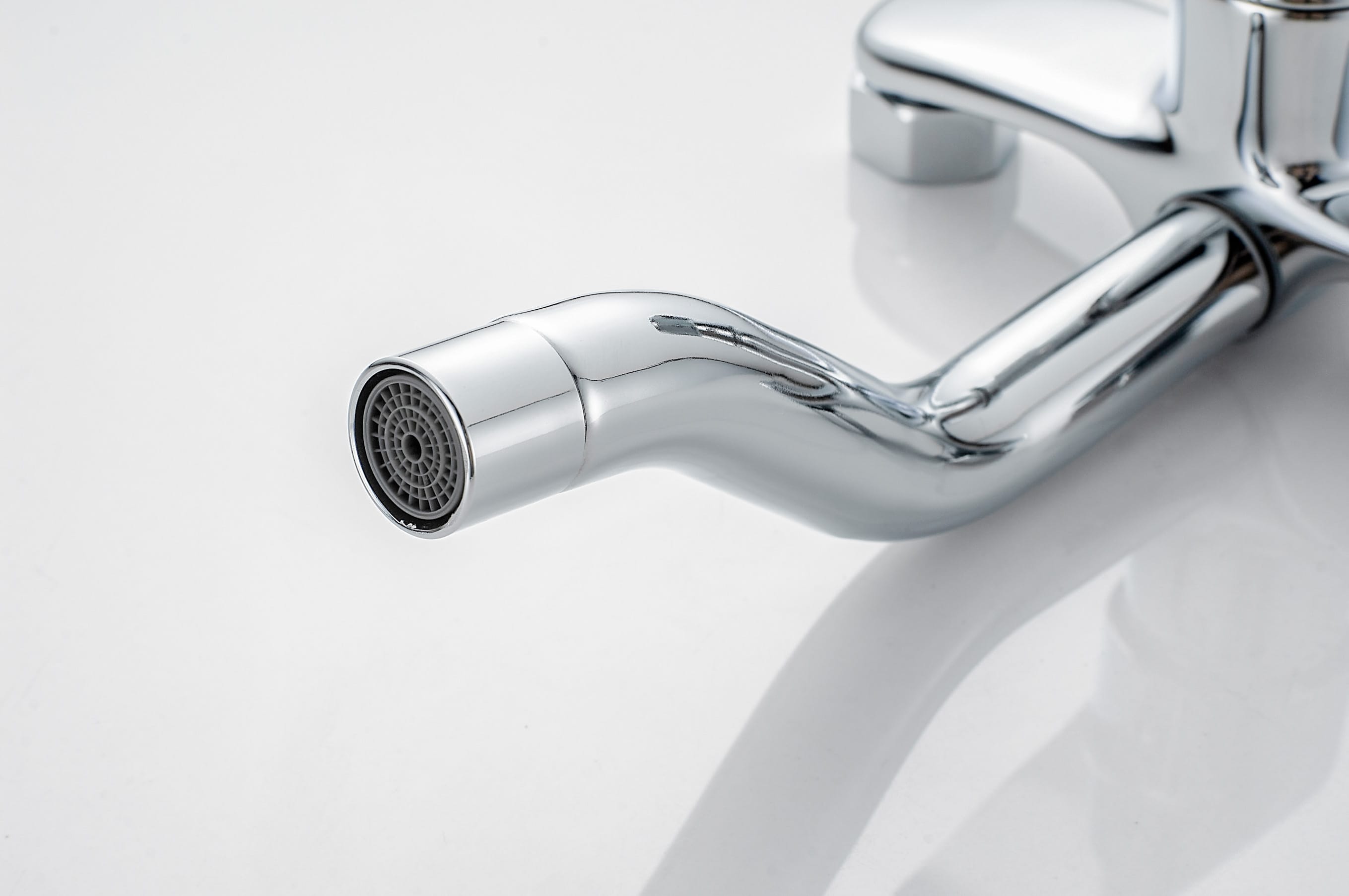 Душевая система с верхним тропическим душем KN-15