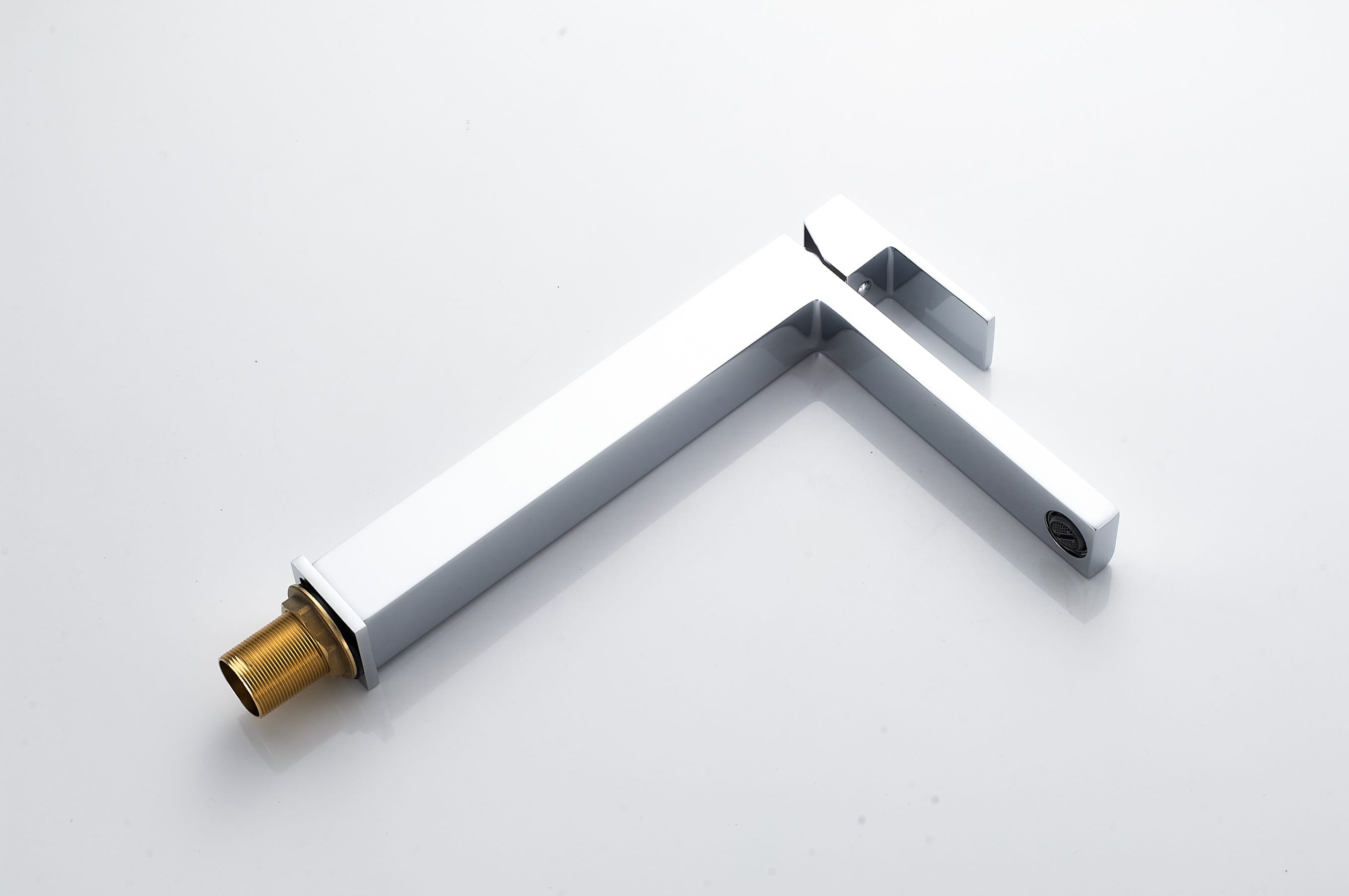 Смеситель для накладной раковины KN-24