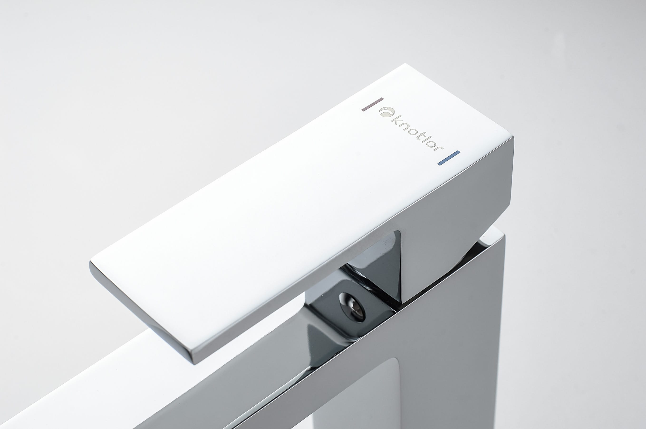 Смеситель для раковины KN-20