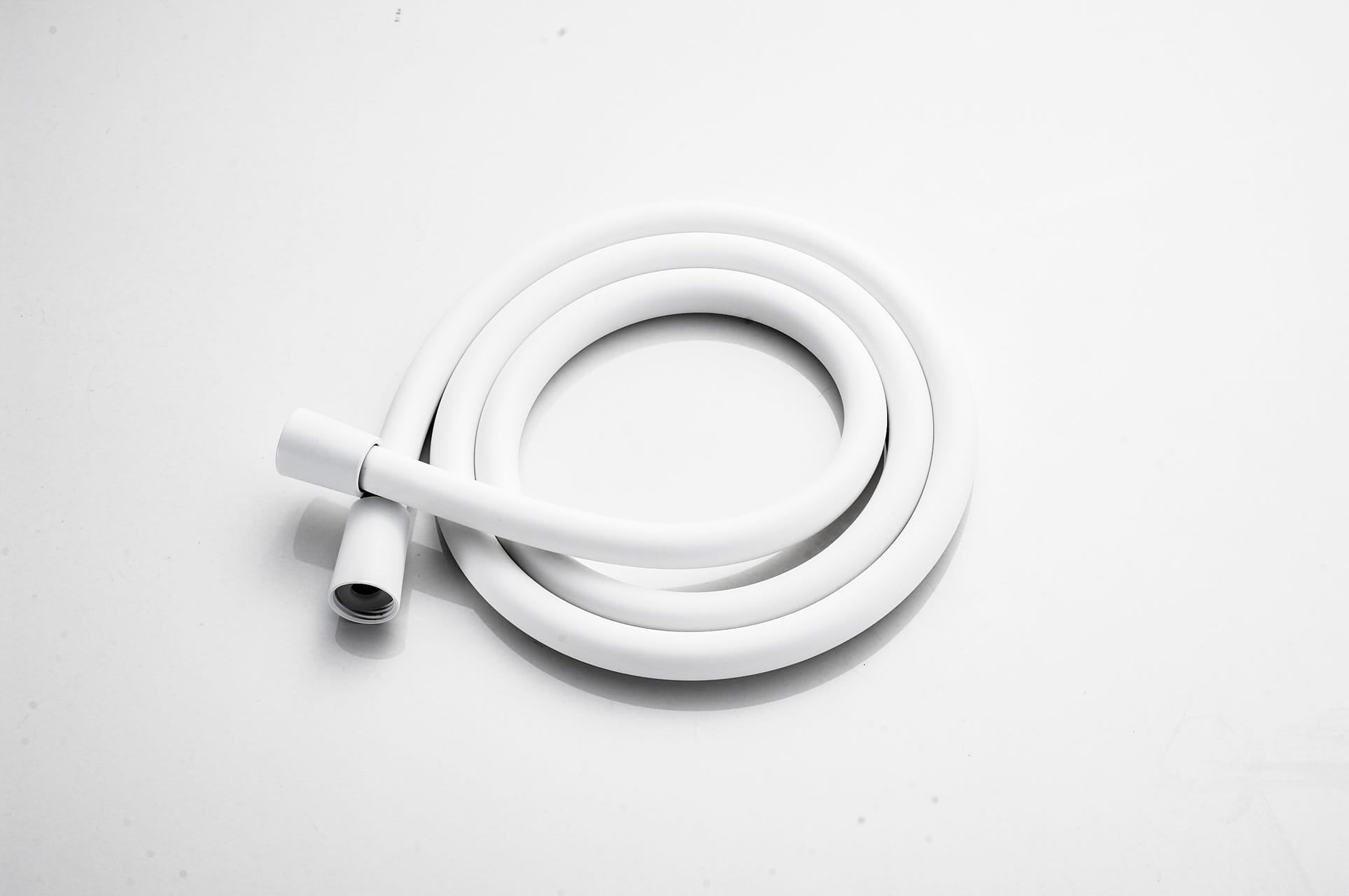 Смеситель для ванны с душем KN-22/WY