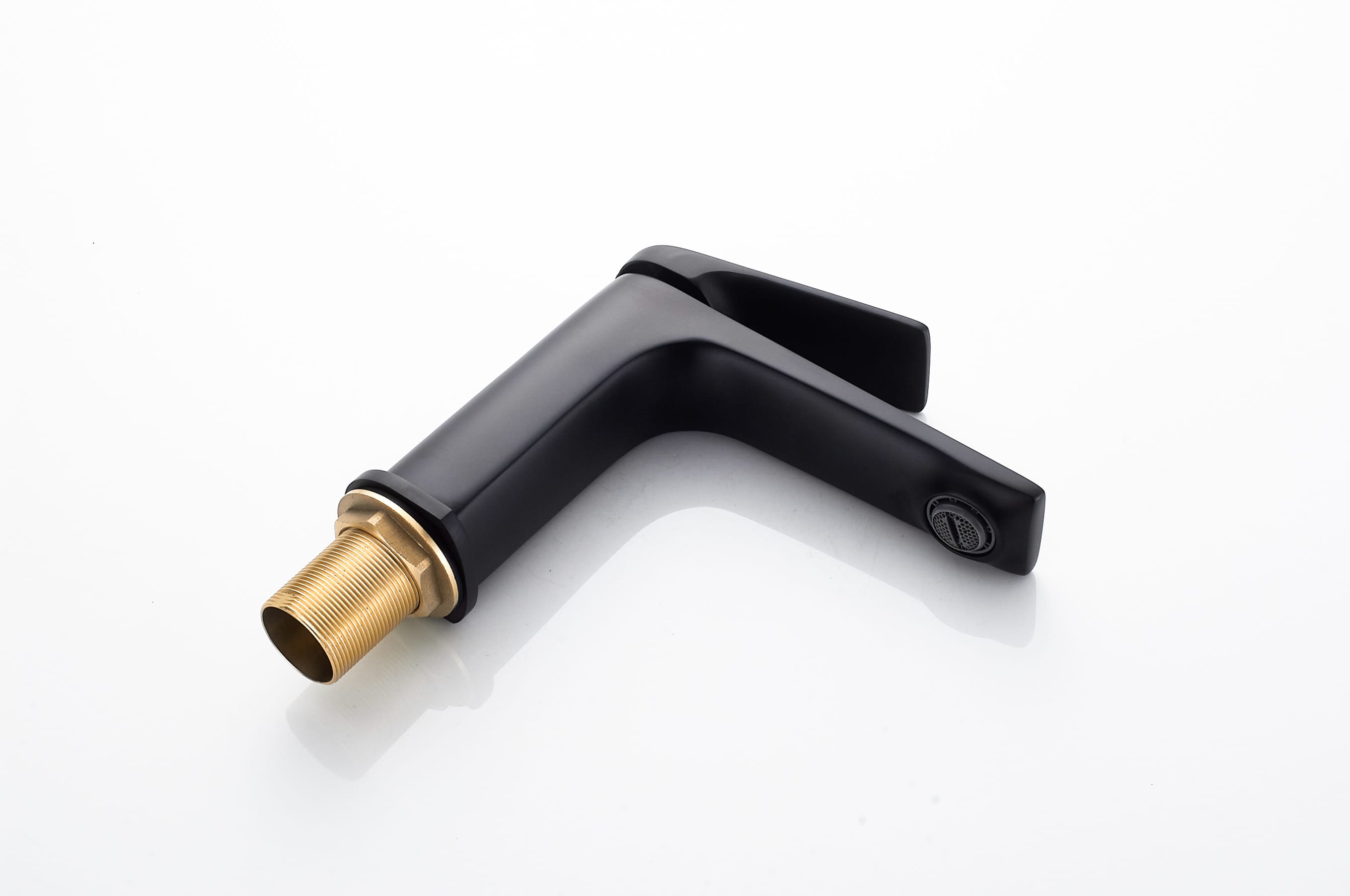 Смеситель для раковины KN-70/BL