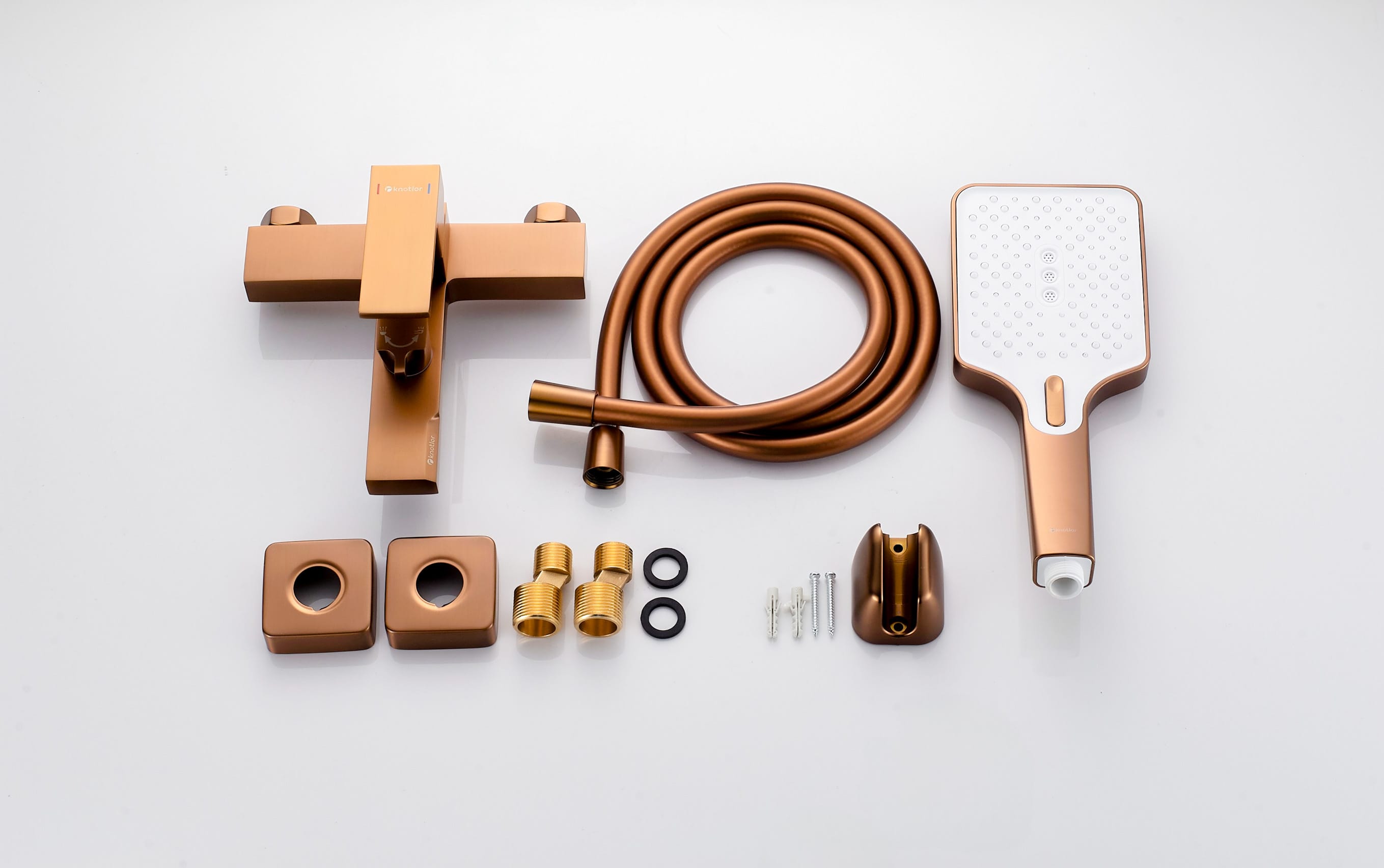 Смеситель для ванны с душем KN-22/RB