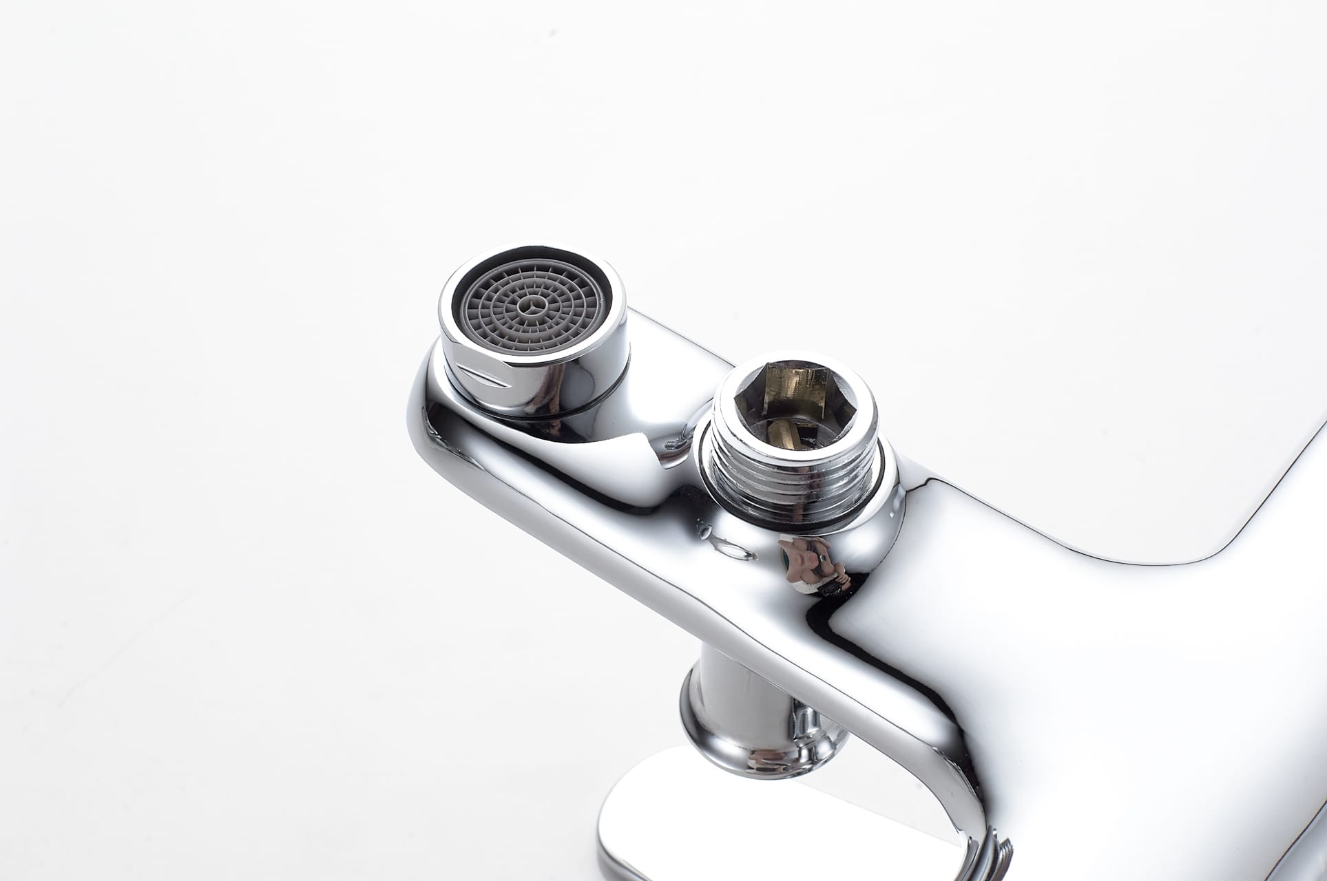 Смеситель для ванны с душем KN-52