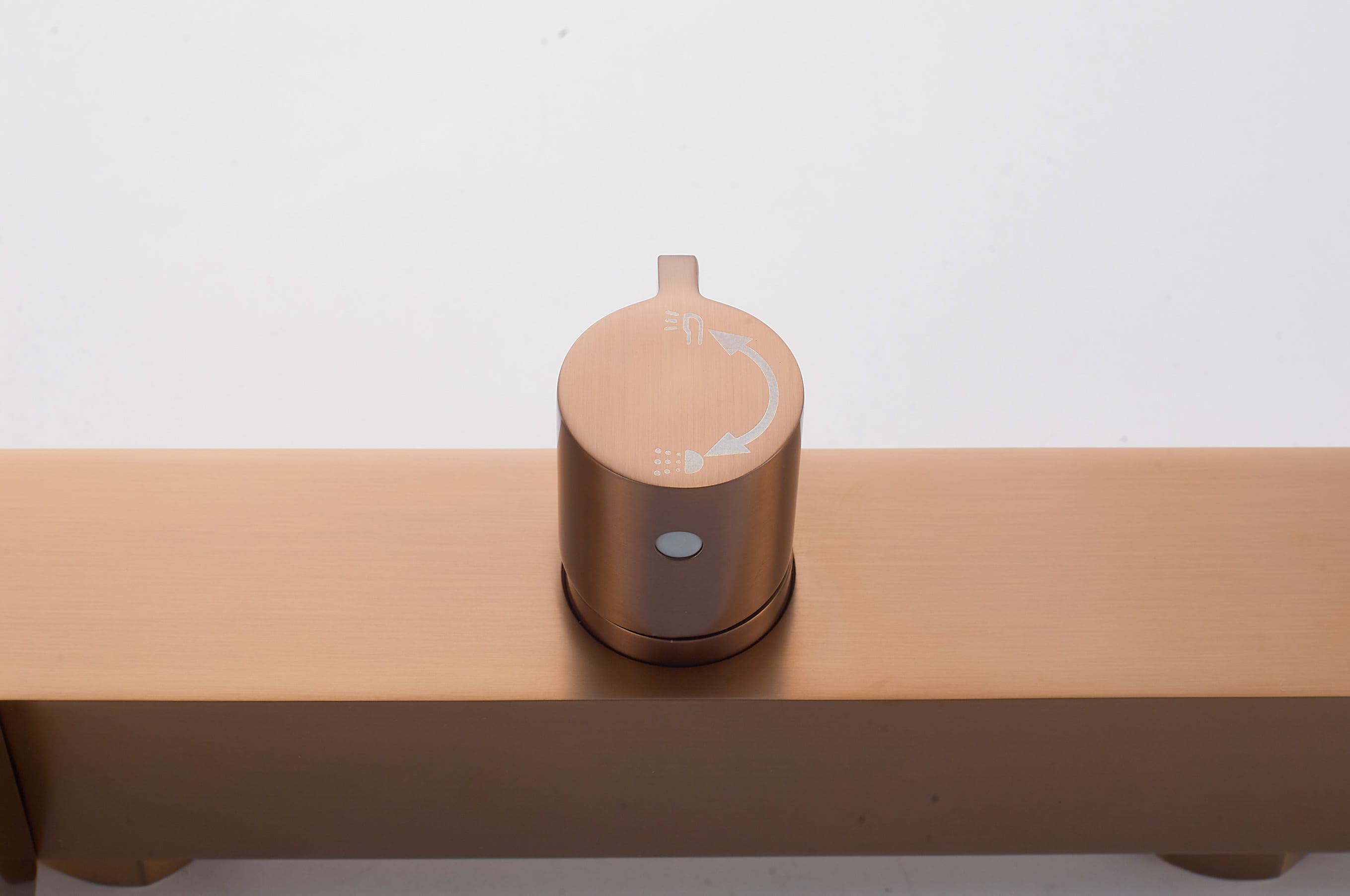 Душевая система с верхним тропическим душем KN-23/RB