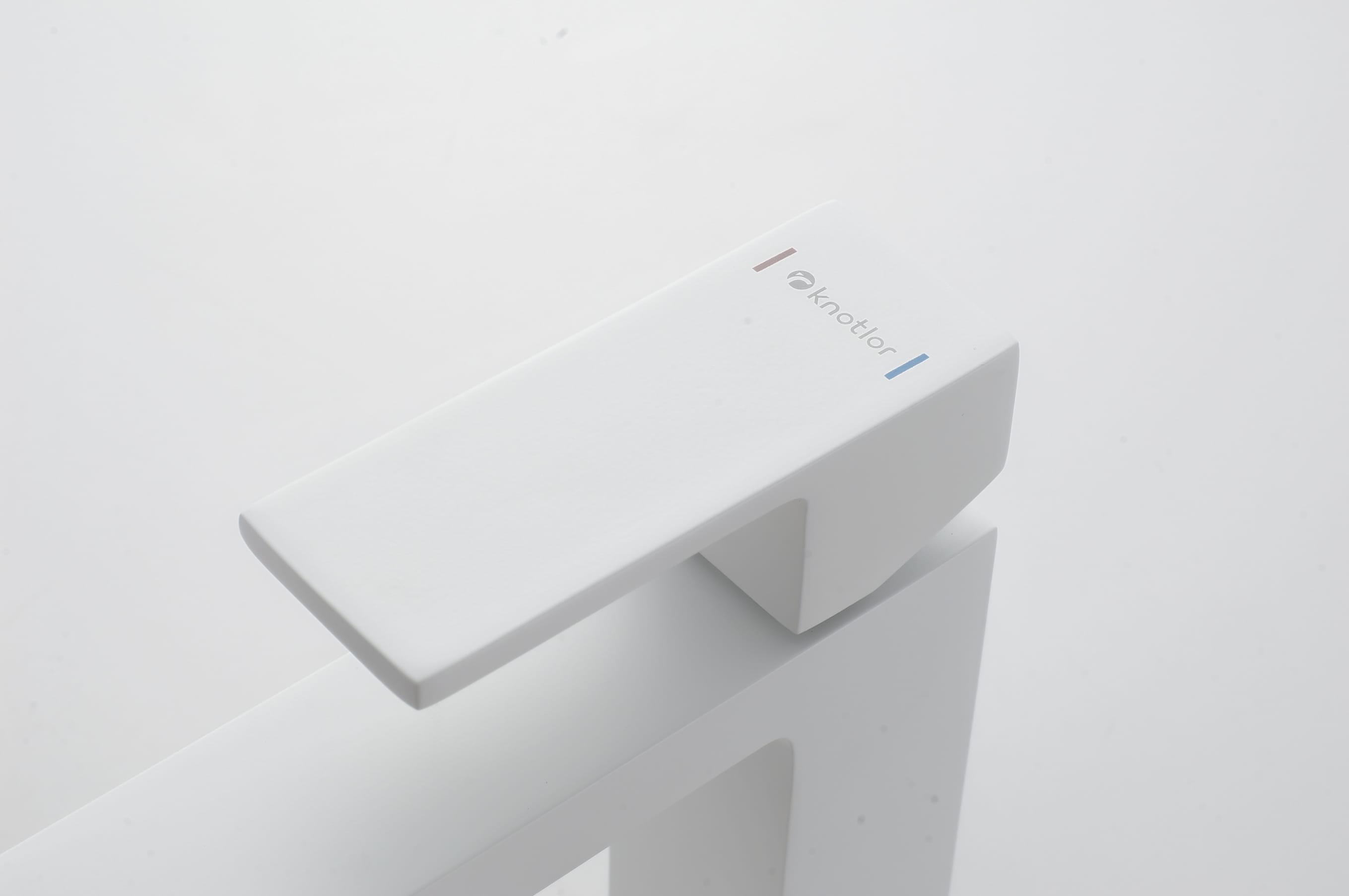 Смеситель для раковины KN-20/WY