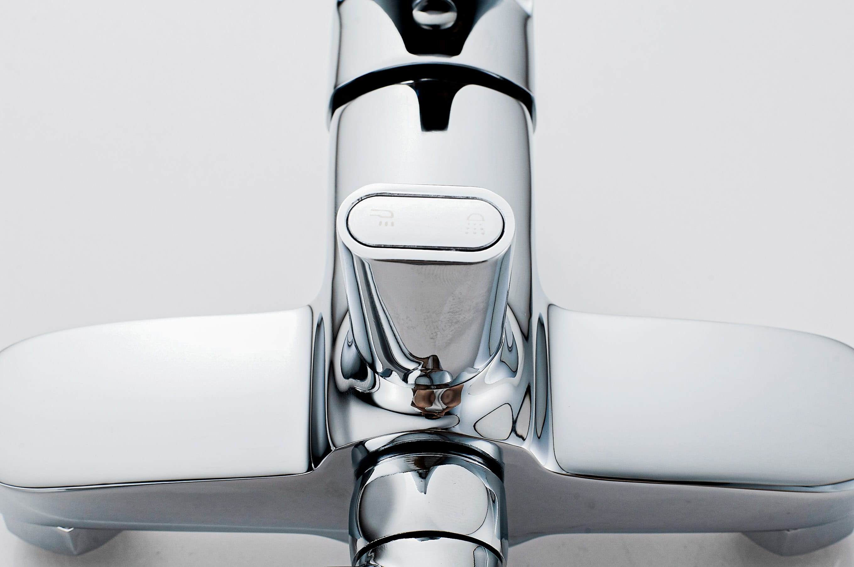 Смеситель для ванны с душем KN-13