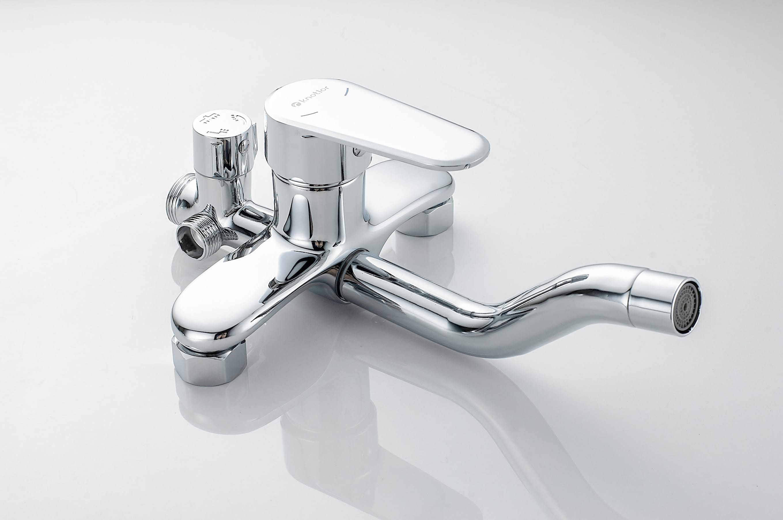 Душевая система с верхним тропическим душем KN-15