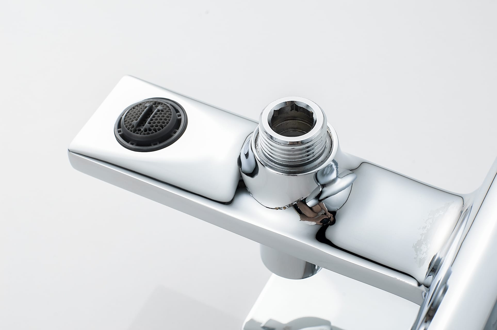 Смеситель для ванны с душем KN-32