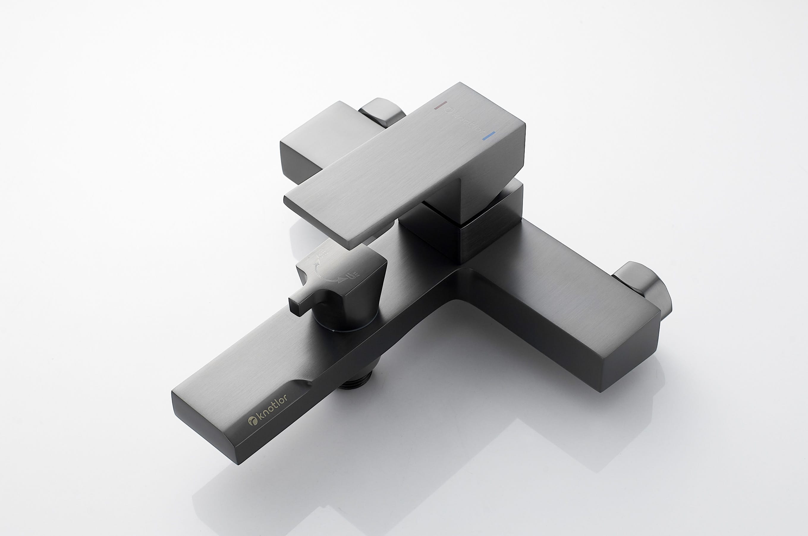 Смеситель для ванны с душем KN-22/GM