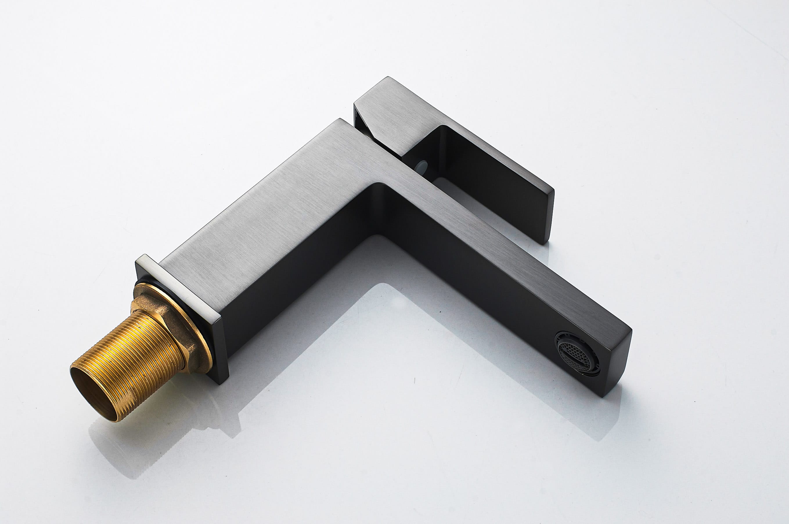 Смеситель для раковины KN-20/GM