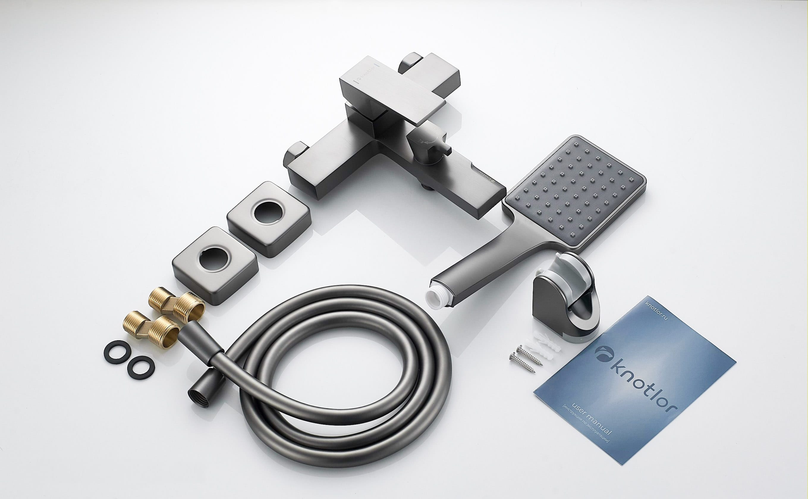 Смеситель для ванны с душем KN-22/GM