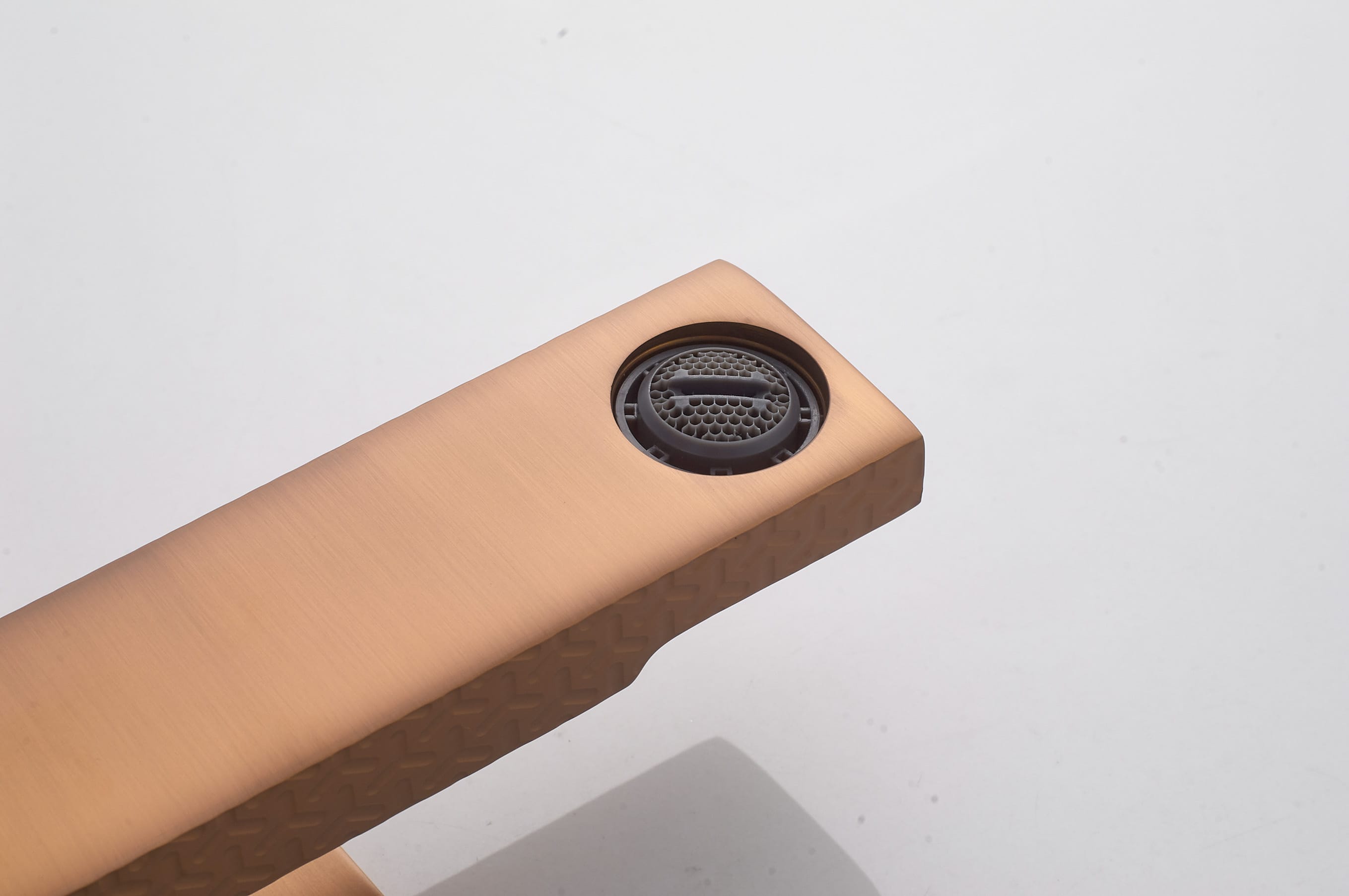 Смеситель для раковины KN-20/RBP