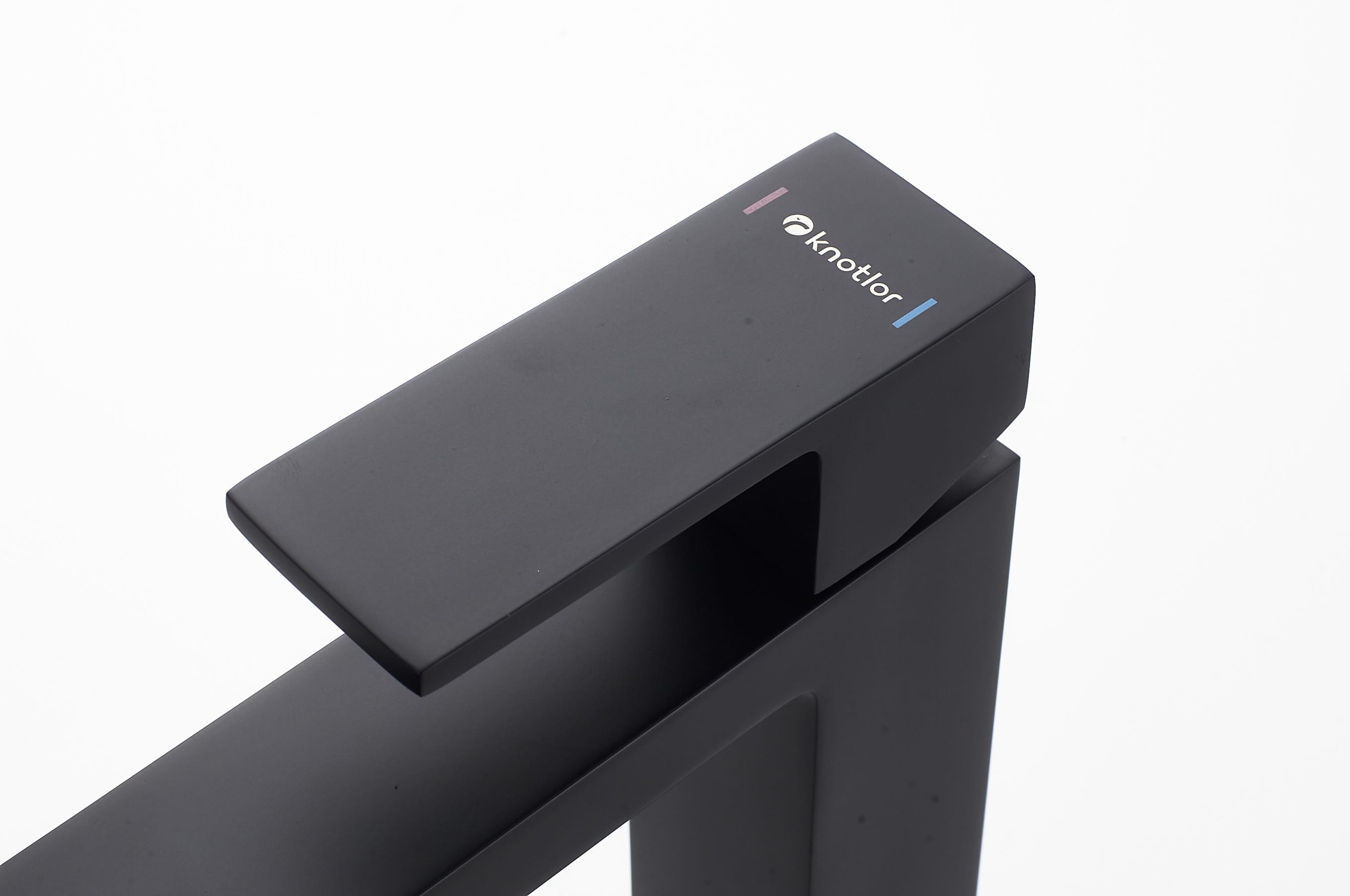 Смеситель для раковины KN-20/BL