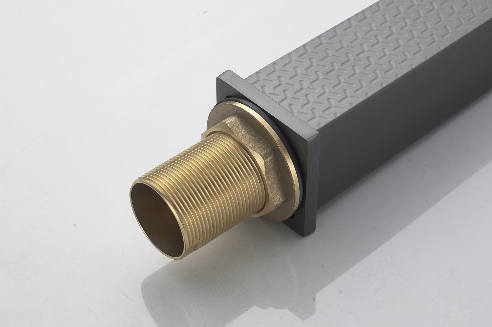 Смеситель для накладной раковины KN-24/GMP