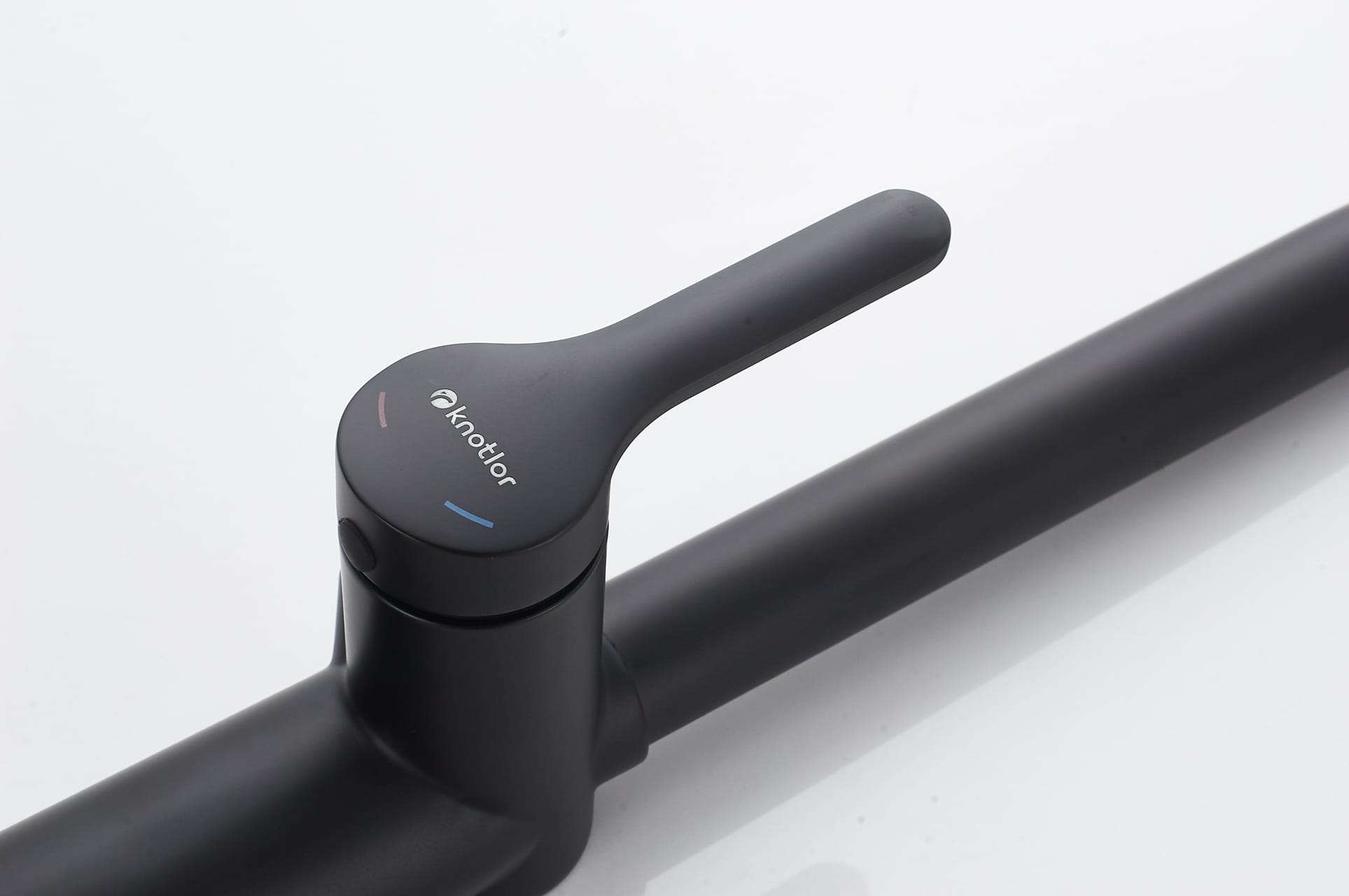 Смеситель для кухни с индикатором температуры KN-100/BL